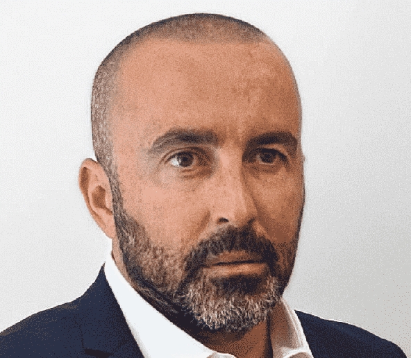 עו"ד שי לוי מייצג נשים ששורפות את הבעל וטוען שהבעל שרף את עצמו
