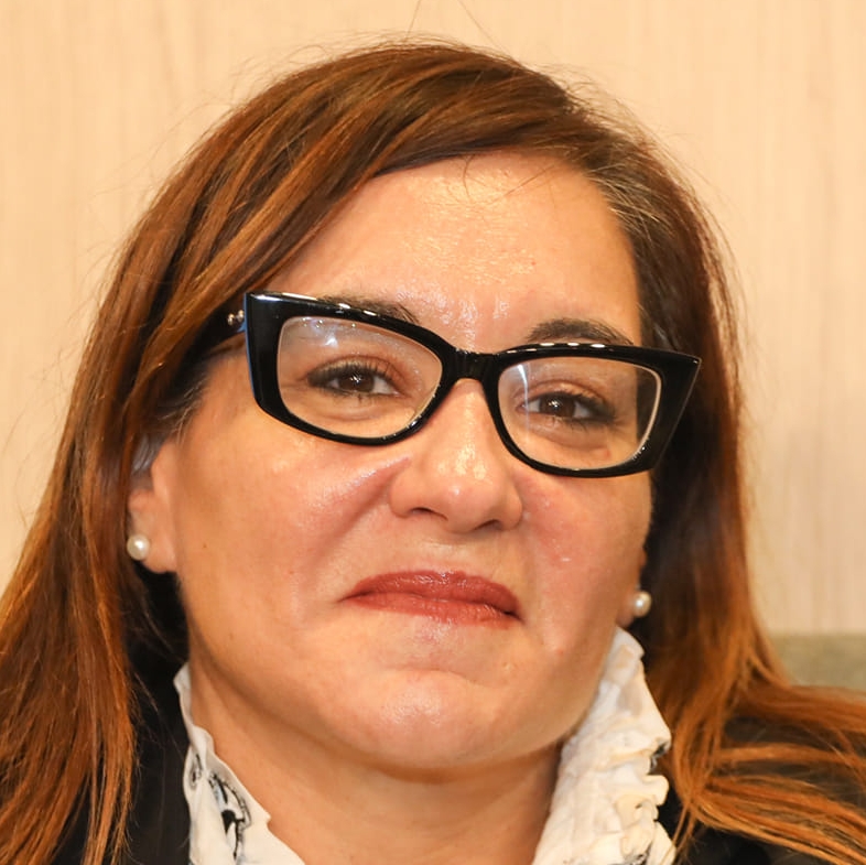 פאני גילת כהן פסיקות פמיניסטיות מלקקת לשדולת הנשים