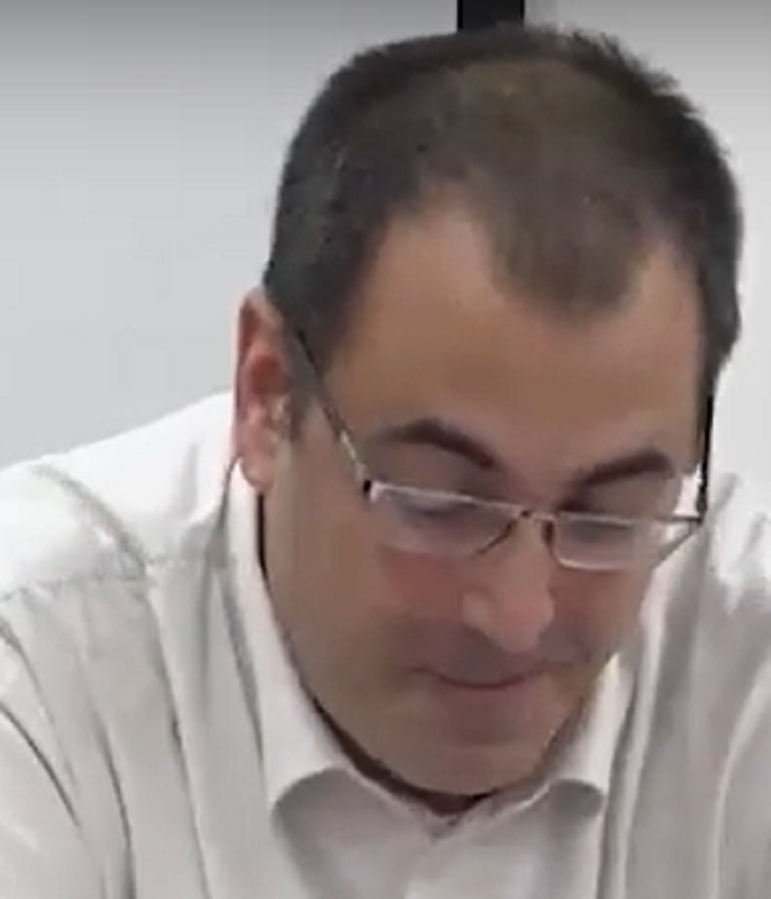 בני שגיא אל תאמינו לו כשהוא מציע לכם גישור - זה נועד למכור אתכם לפרקליטות
