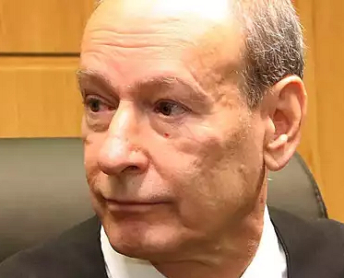 צבי גורפינקל שופט מהסוג שמרשיע כל דבר שזז אסון טבע