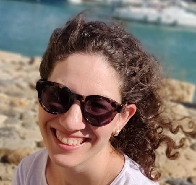 מירב גבע פרקליטה שפיה מפיק שקרים בצרורות כלבה ארורה