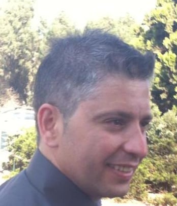 צוריאל שגב תופר תיקים מקצועי בשירות האינקוויזיציה הפמינאצית
