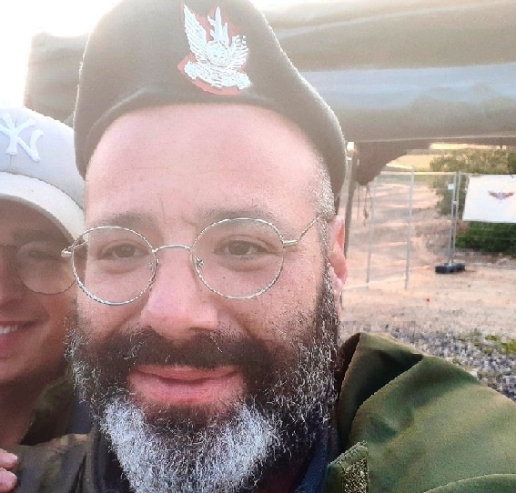 ניר גונטאז אכל אותה מבית המשפט למשפחה אצל ז'יטניצקי הארורה