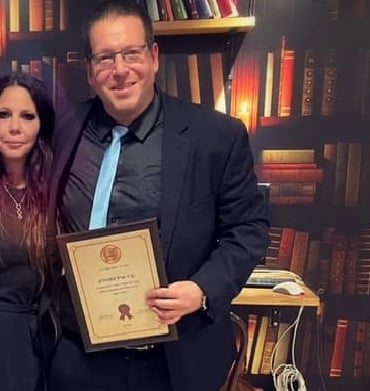 הטנק אייל בסרגליק גם הוא ליקק לאפי וטיפס וטיפס