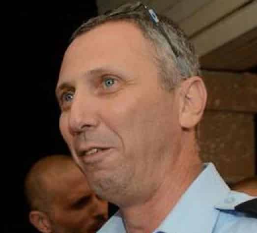 מפקד המחוז עמי אשד כפי הנראה מצוי בקשר רומנטי עם נטע קוניו