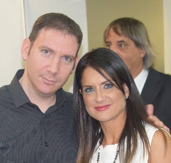 סוזי עוזסיני עם היחצן שלה איתי הר אור מי שהפגיש אותה עם אפי נוה