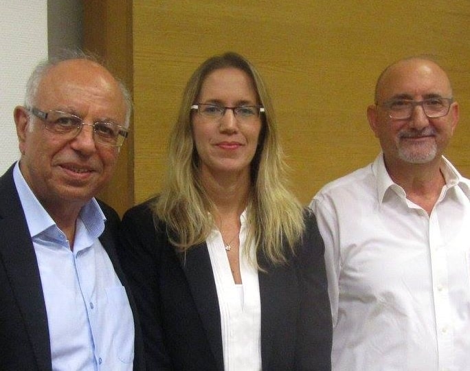 ציון סמוכה חבר טוב של שאול שוחט עם חיה מנע