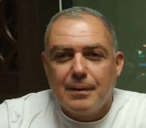 אילן סרדל השוטר עם השפתיים של מוצצת חטף ברקס לקריירה בגלל קשרים עם זונות