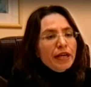 אינגריד הר אבן לוקחת תיקים מהסיוע לעזור לנשים סחטניות ולניכור הורי של אבות