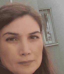 המירוץ לצמרת של רומי קנבל בזכות הווגינה ולא בזכות כישורים