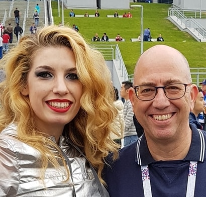 רונן דליהו ובת הזוג הרוסיה שלו בסנט פטרסבורג