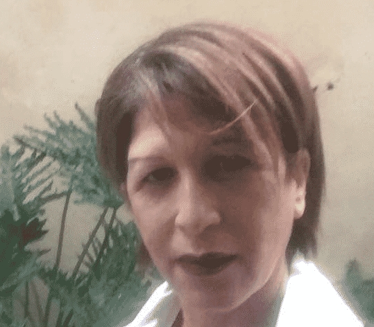 רוני אלוני סדובניק התלוננה שברק לייזר הדליף את התיקים שלה