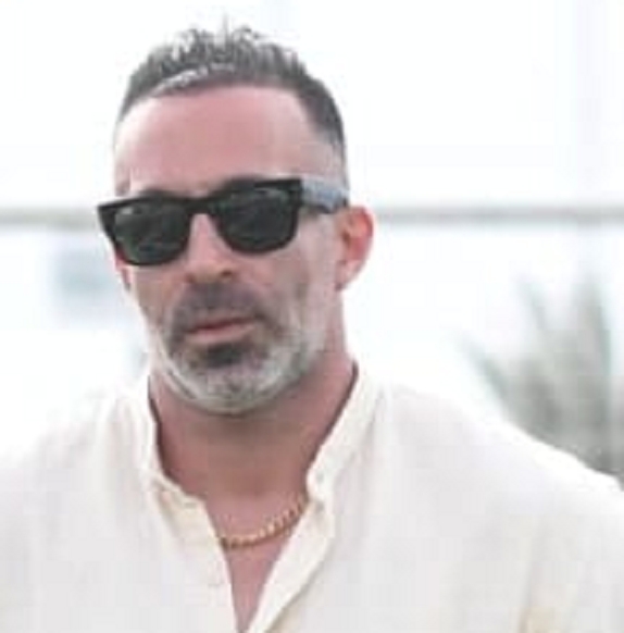ג'ורג' אסעד כדורגלן שעשה תואר זבל במשפטים ונהיה מזמש