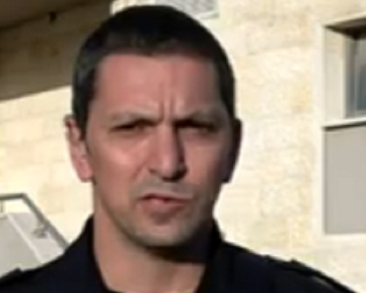 דורון גבאי בבון ממשטרת הבבונים גסטפו לגברים גרושים