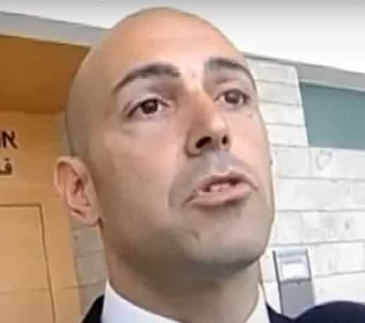 מיקי חובה סנגור פלילי תהליך הוצאת תעודות חיסיון זה חותמת גומי