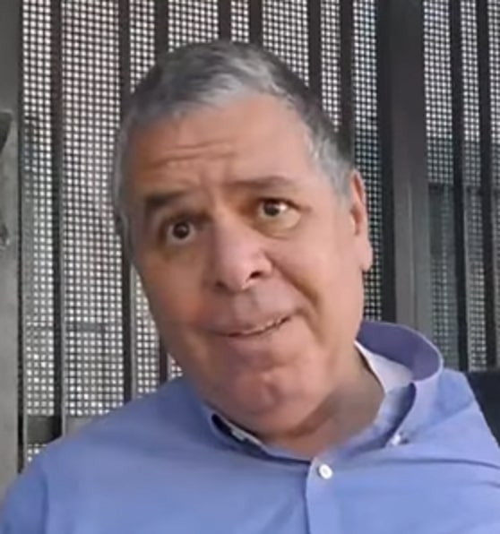 אלי ציפורי אולי העיתונאי השפוי היחיד שנשאר בישראל
