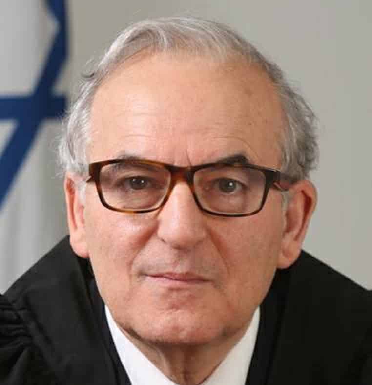 שלמה אלבז שופט בירושלים מידי פעם יש לו פרצים של היגיון