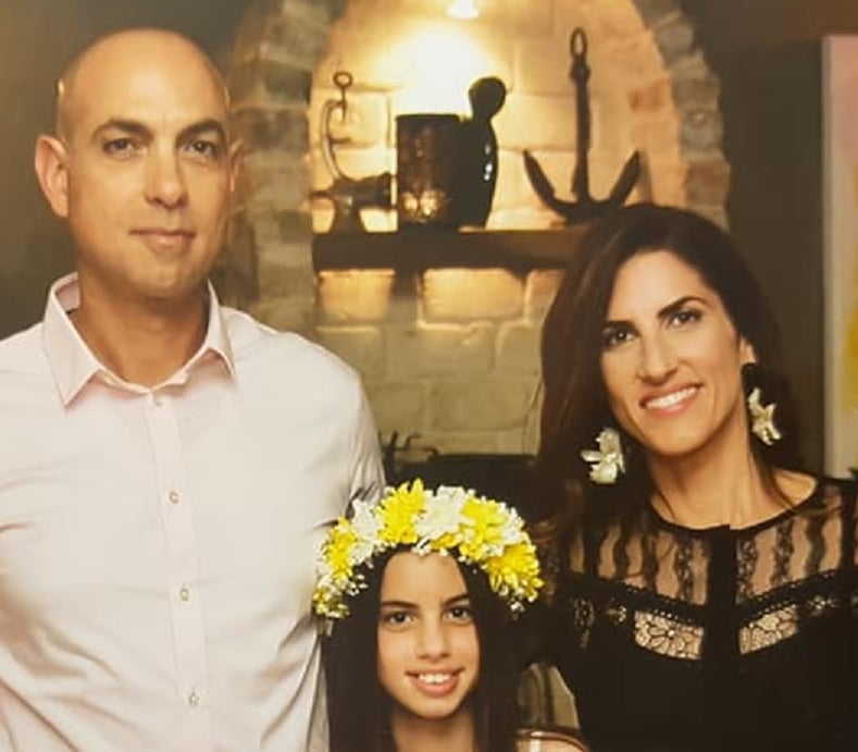השופט גיל גבאי מפרנס את אשתו חנה מינס גבאי בשפיטה מהעכוז