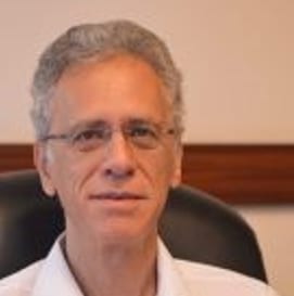 יוהנתן פסי עורך דין בדיני עבודה מייצג את ההסתדרות ודופק את העובדים