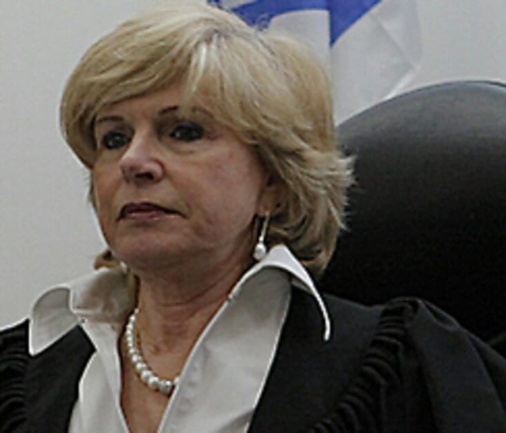 נורית אחיטוב זיכתה את גואל משעבוד אבל זיינה אותו בעבירות מין תפורות