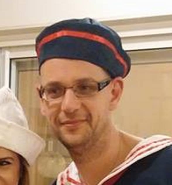 מיכאל גבור הקוקסינל שממרר את החייים לגברים גרושים