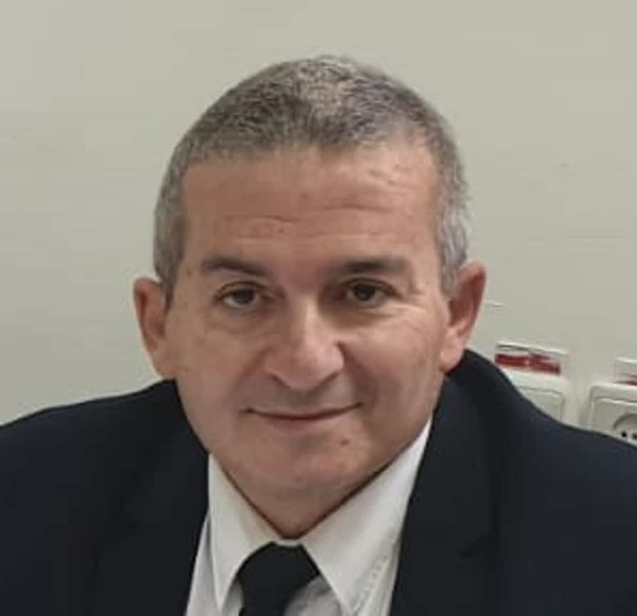 חיים כהן משרד בוטיק לסחיטת גברים גרושים עד העצם
