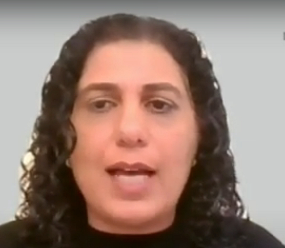 סיגל שהב אישה טובה נלחמת על זכויות עצורי שבס לעשות קקי בכבוד ובצינעה