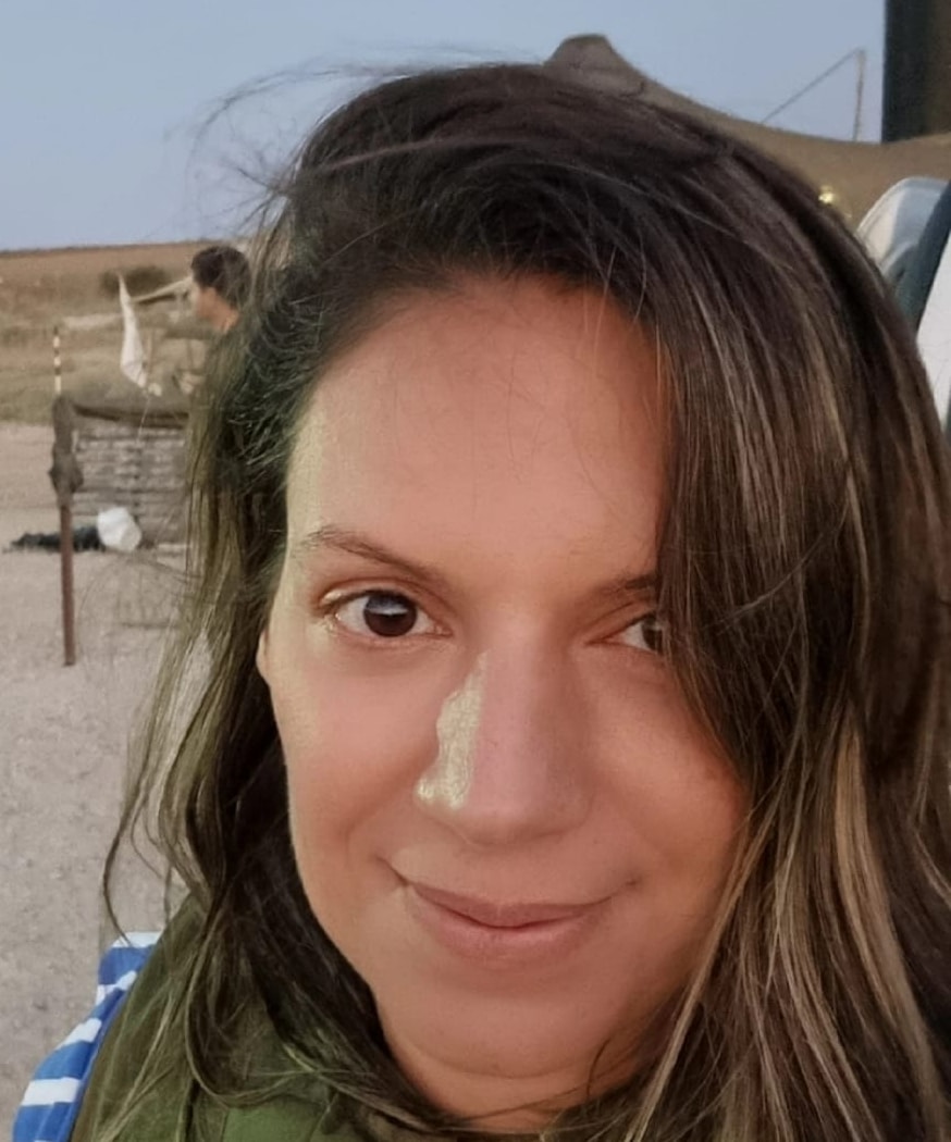 קורין אלבז אלוש בהמת מגדר פמיניסטית בצוות חיסול קריירה לשופטים לא פמיניסטים