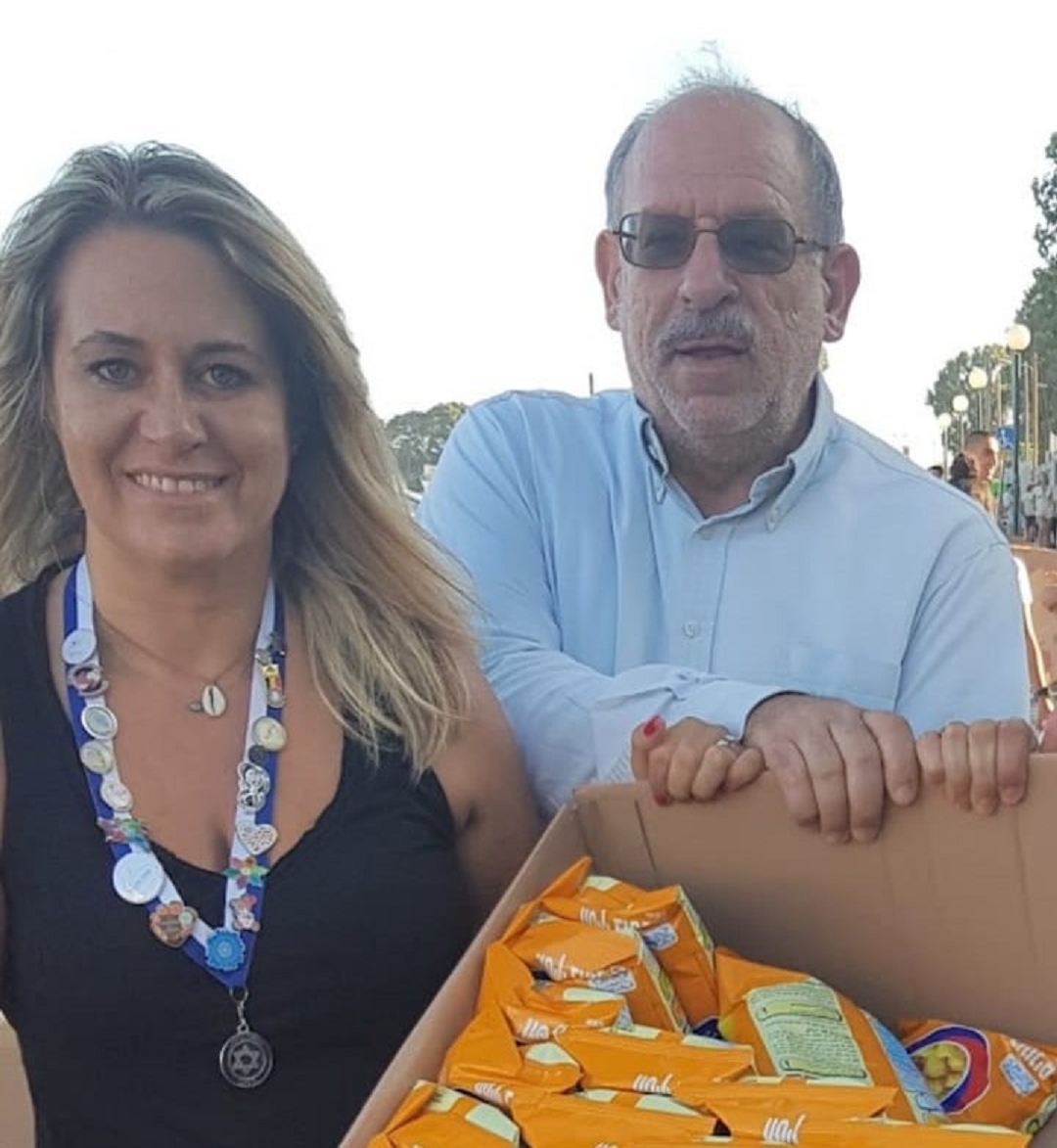 גארי פיקהולץ ואשתו השניה שירה גביר - מלבינת כספי העוקץ