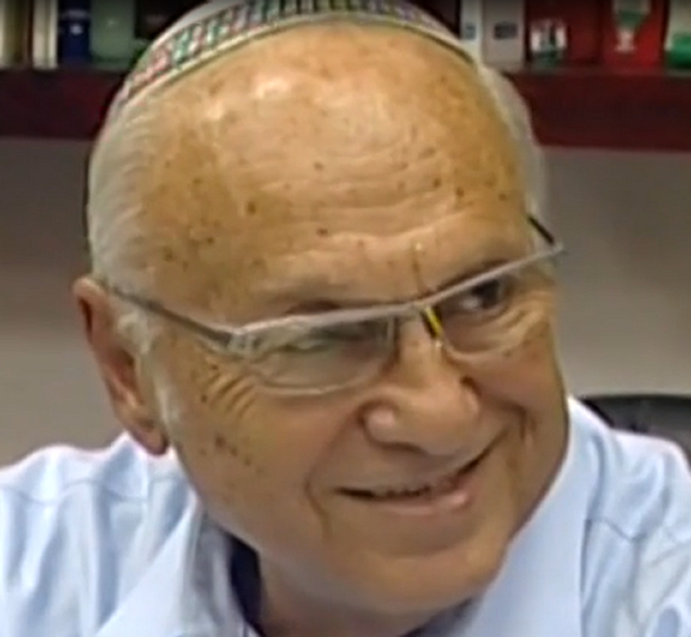 יעקב נאמן היה שר משפטים ורות דוד תפרה לו תיק