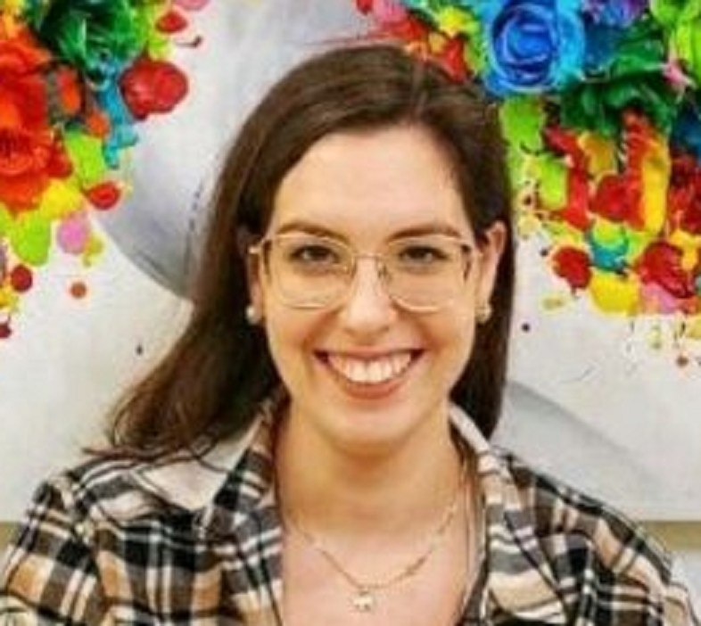 אלכסנדרה הודס פרקליטת תביעות מיסים ומעמ מתנגדת להבאת עדים