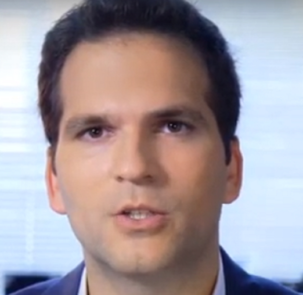 יהונתן קניר יקיר הפמינאציות ממרכז רקמן ויצו ונעמת סחטן גברים