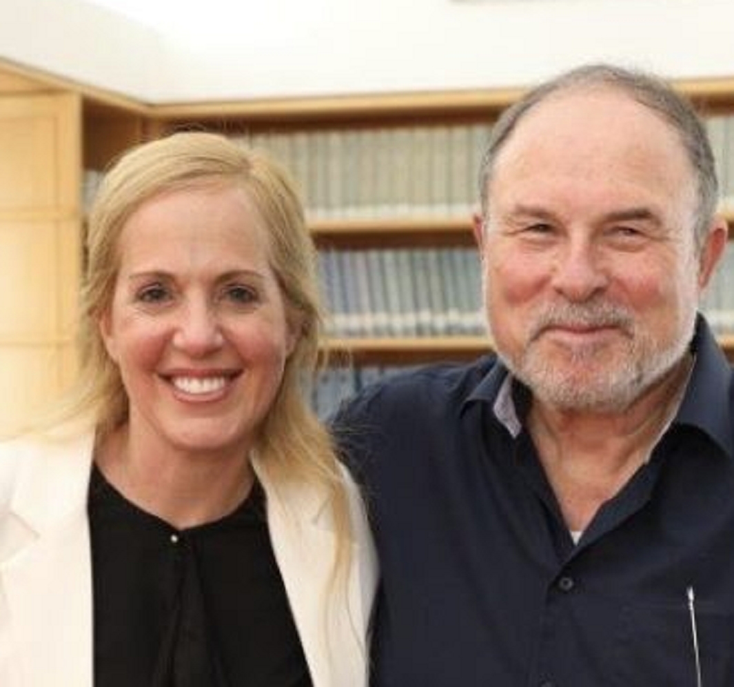יורם דנציגר עם יזיזתו דורית פרידמן