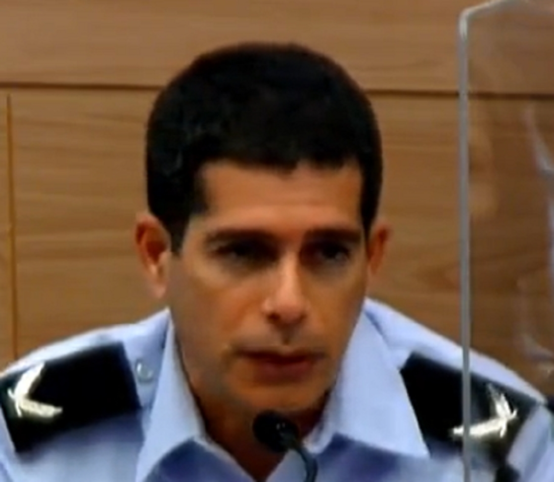 יואב תלם האזין האזנות סתר לניר חפץ והפילגש קרן סידקובסקי