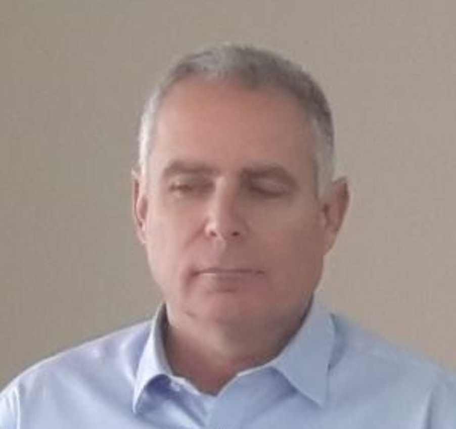 יעקב צ'רנס הפסיכיאטר שנפגש עם ליצמן בשוחד כדי שמלכה לייפר תישאר בישראל