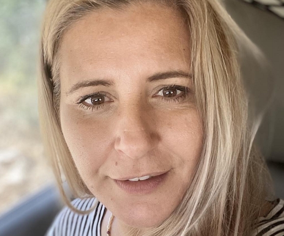 אתי גפן צועקת כשמנסים לסחוט גברים בגירושין