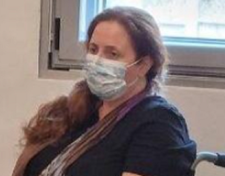 מירה כרסנטי השוטרת המזייפת צוואות בבית משפט עם תמי אולמן