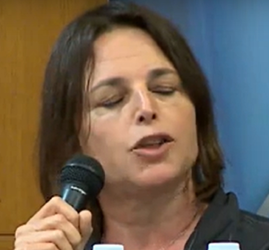 יעל הראל פרקליטה מזרגגת גברים וצמאה לדמם
