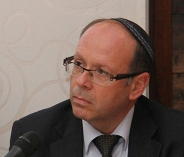 דב המושחת האח המושחת של יצחק עמית שרוצה להיות נשיא