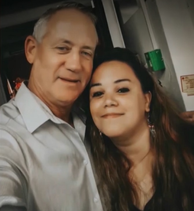 דנה כשדי ובני גנץ אוי ויי לא עמד לו