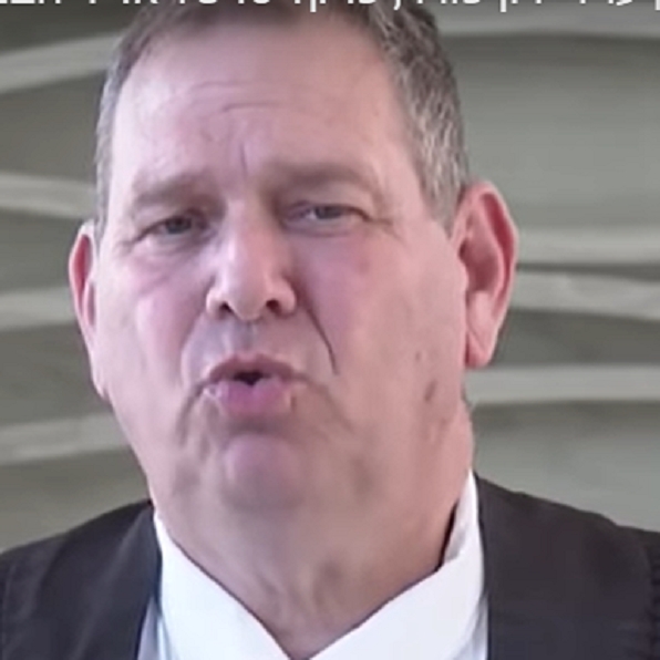 ירון פורר פיתח נישה ייצוג נשים חוטפות