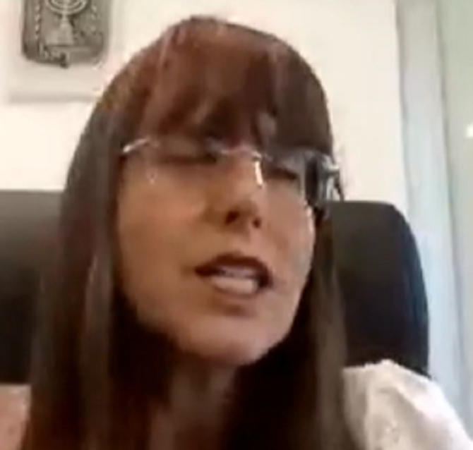 אביגיל כהן מחלקת צווי איסור פרסום לכל קוקסינל וכל אישה
