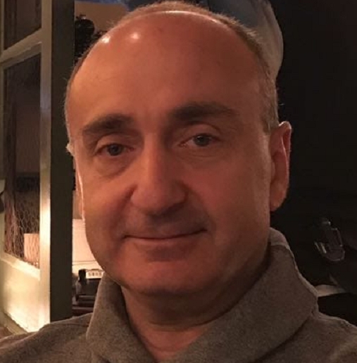 עמוס צדיקה מייצג שופטת משפחה בגירושין שרוצה לנקנק את בעלה