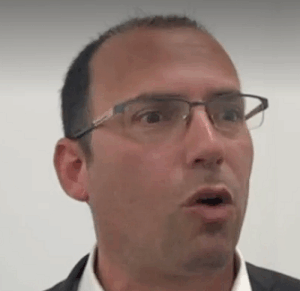 שמחה רוטמן השפן הקטן קיבל נזלת