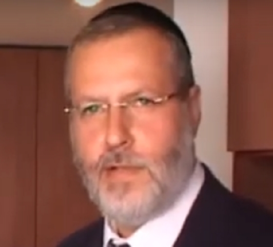 יעקב קלמן סחטן גברים הוציא כתובות לנשים בלי כוס