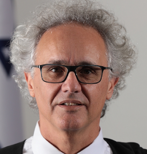 השופט אבי כהן אם בן משפחה מייצג זה שיקול לא לפסוק הוצאות