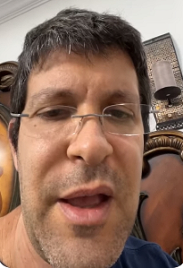 אבי דוביצקי כל הפדופילים בוכים כי הוא צד אותם כמו חרגולים