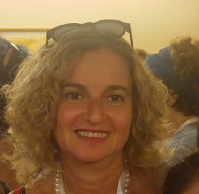 נעמה זאבי ריבלין משקמת סרסוריות בפרוייקט סלעית לשיקום זונות