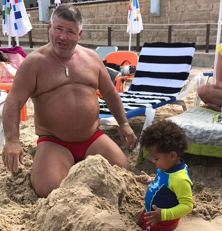 רני רהב אבא גאה לילד איתיופי בזכות הזוגיות עם ערן שלמה שנשוי לאתיופית