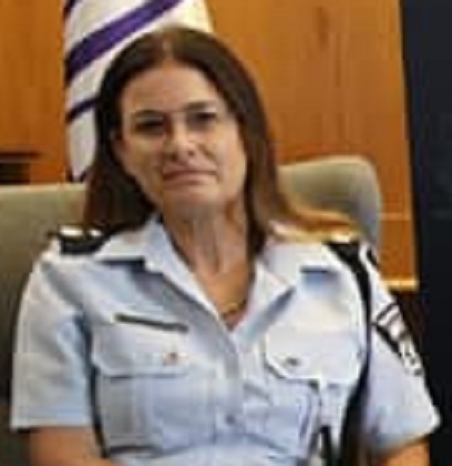 יעל מורג אלשר בהמת מגדר מגישה אישומים נגד גברים בלי מתלוננות